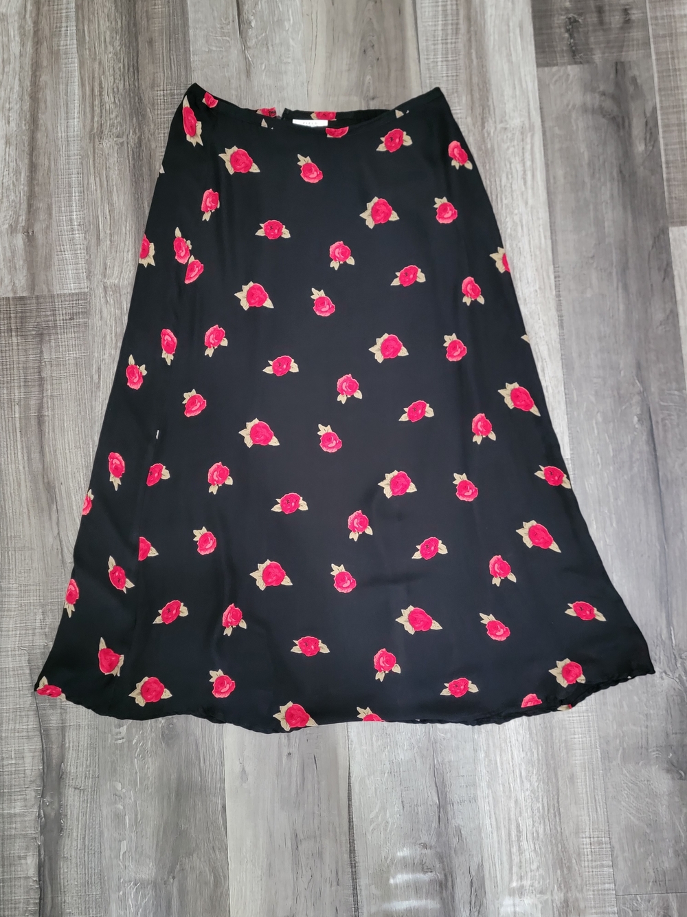 Field Manor Vintage Silk Black A-Line Skirt with Red Rose Print